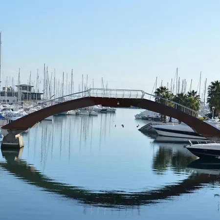 Frejus, 2 Pieces, 4 Personnes - Fr-1-226a-64 *